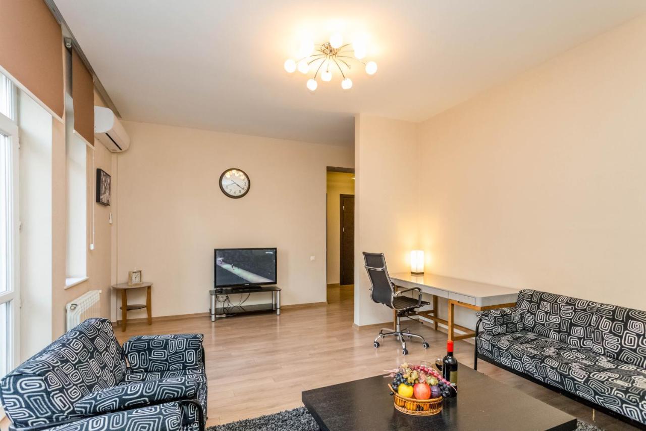 Tbilisi Apartment Ll ภายนอก รูปภาพ